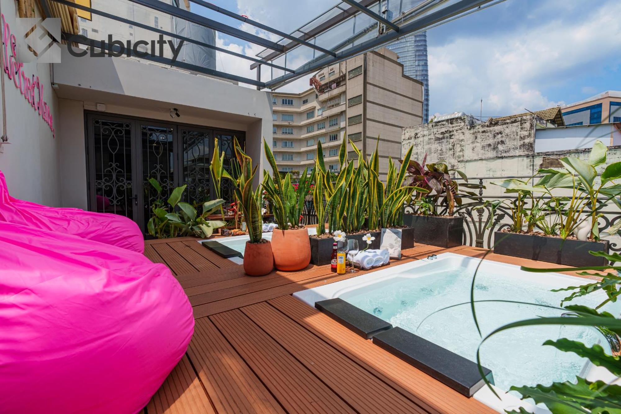 Khách sạn hẻo lánh Cubicity Street House TP. Hồ Chí Minh