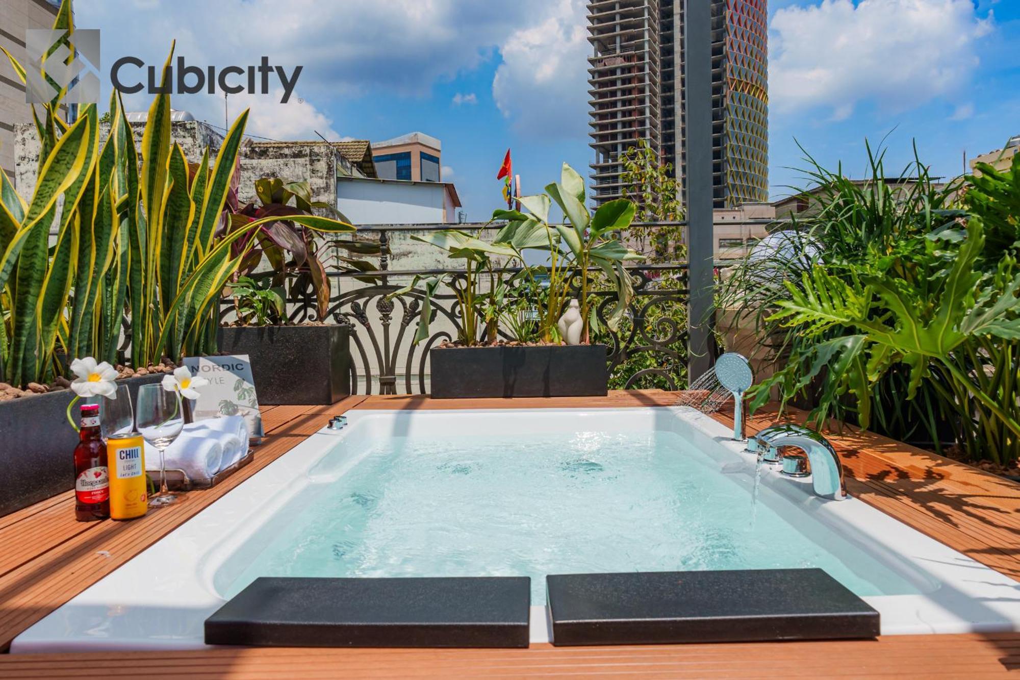 Khách sạn hẻo lánh Cubicity Street House TP. Hồ Chí Minh